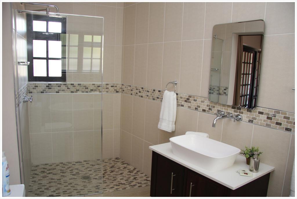 Be At Home Guesthouse Klerksdorp Δωμάτιο φωτογραφία